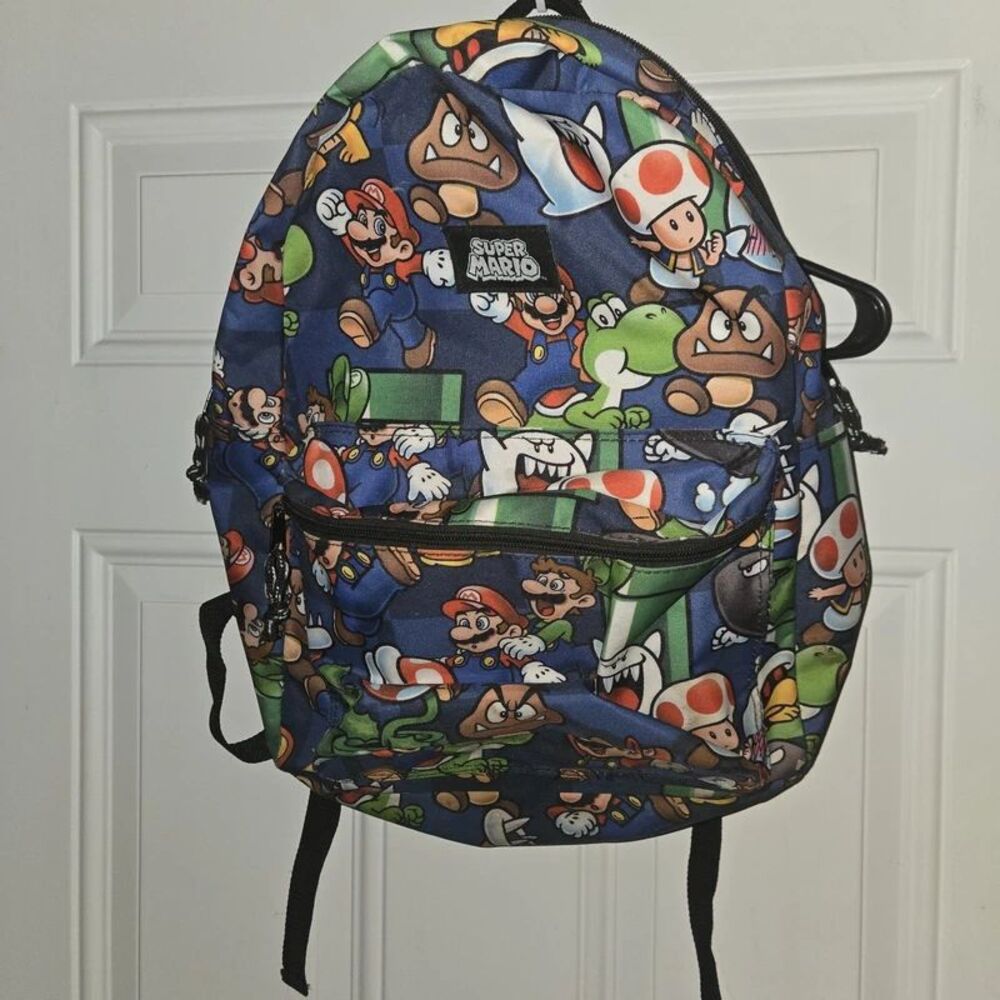 Back To School!!   Official Nintendo Super Mario Brothers Back Pack